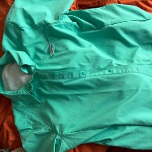 Columbia unisex Button Down Shirt